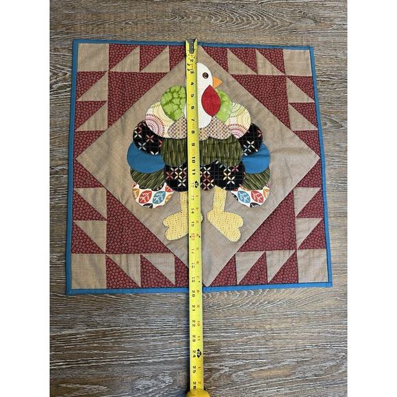 Artisan Made Quilted Table Square 21" Multicolored Thanksgiving Turkey NEW - Picture 9 of 9